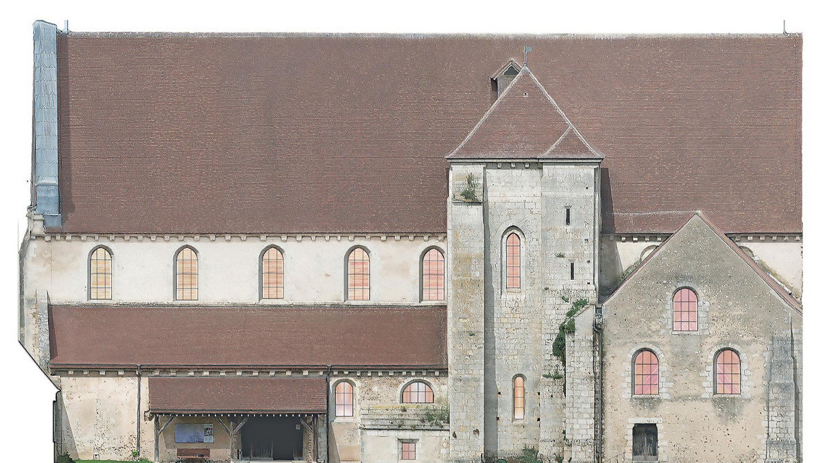 Simulation d'implantation des vitraux sur la façade sud, vue de l'extérieur