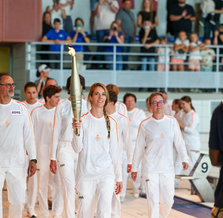 Relais de la Flamme Olympique pour les JO de Paris 2024 à Chartres