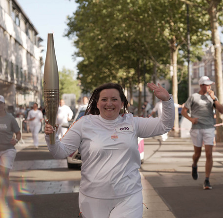 Relais de la Flamme Paralympique pour les JO de Paris 2024 à Chartres