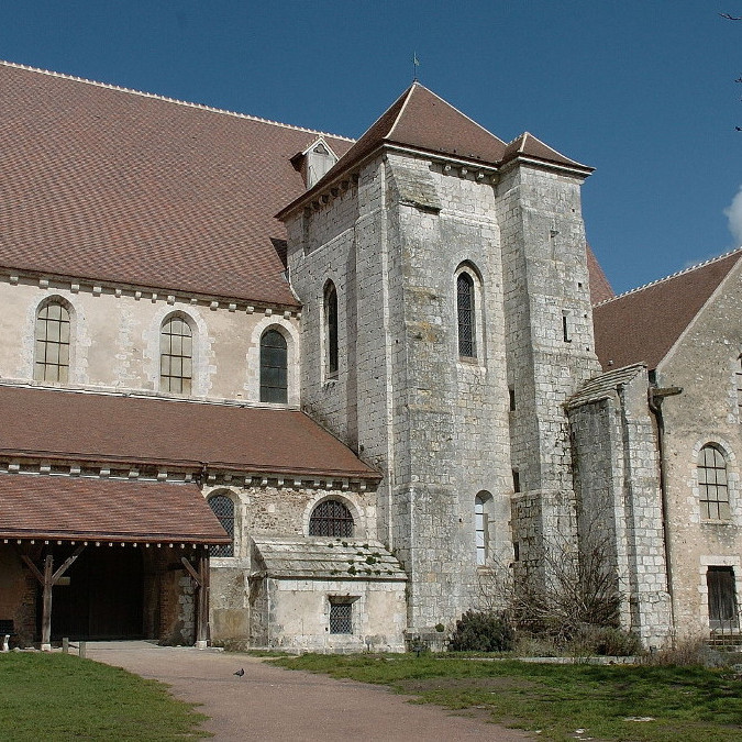 Collégiale Saint-André : lieu d'exposition du Chemin des Arts – Ville de Chartres