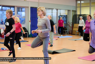 L'énergie collective au cœur du quartier de la Madeleine Une activité gym senior proposée par l'association du Forum de la Madeleine