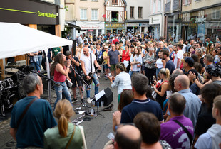 Public de la Fête de la musique à Chartres