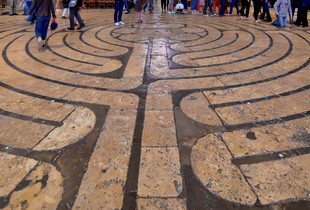 Visite du labyrinthe de la cathédrale de Chartres - 2017