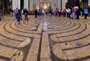 Visite du labyrinthe de la cathédrale de Chartres - 2017