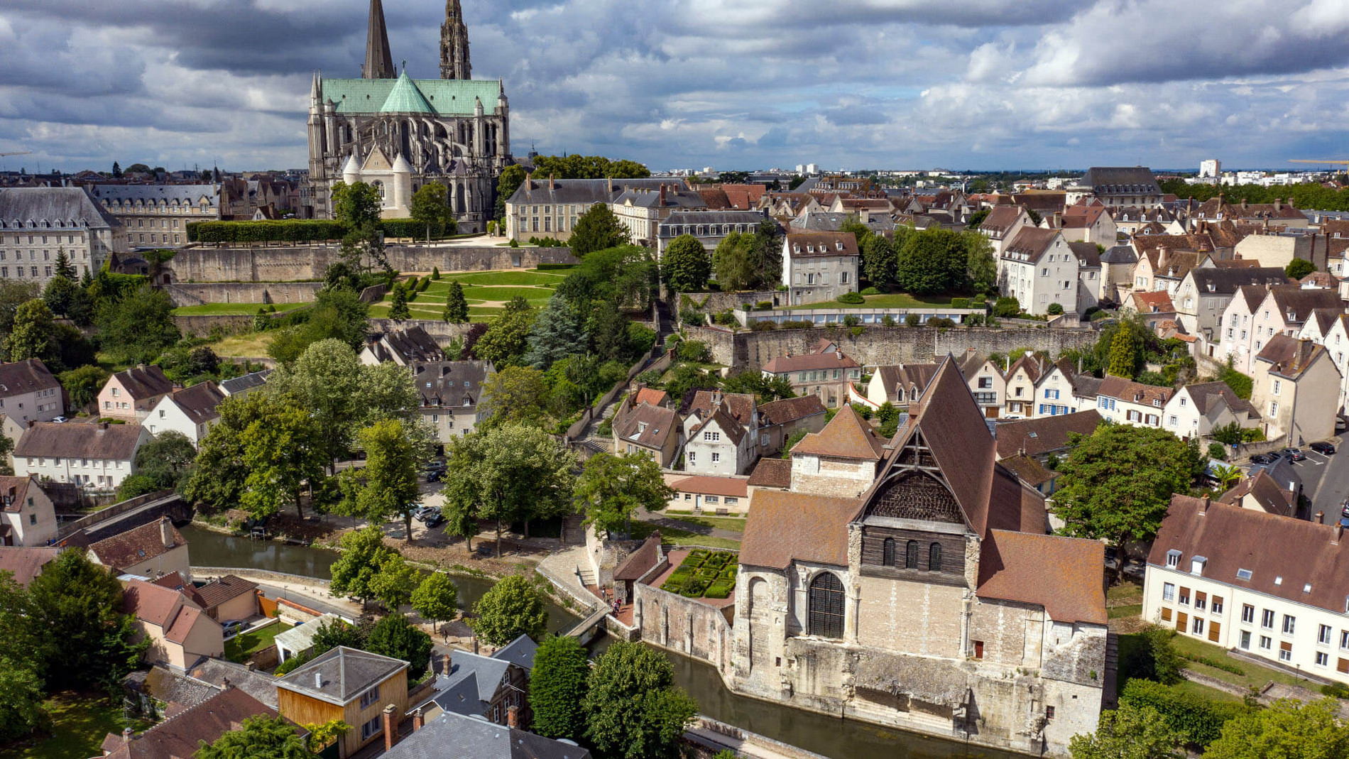 Vacances à Chartres : les balades dans la ville – Ville de Chartres