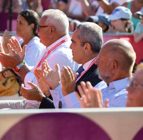 Relais de la Flamme Paralympique pour les JO de Paris 2024 à Chartres