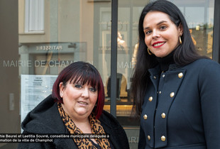 Sophie Beurel et Laetitia Souvré, conseillère municipale déléguée à l’animation de la ville de Champhol