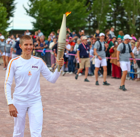 Relais de la Flamme Olympique pour les JO de Paris 2024 à Chartres