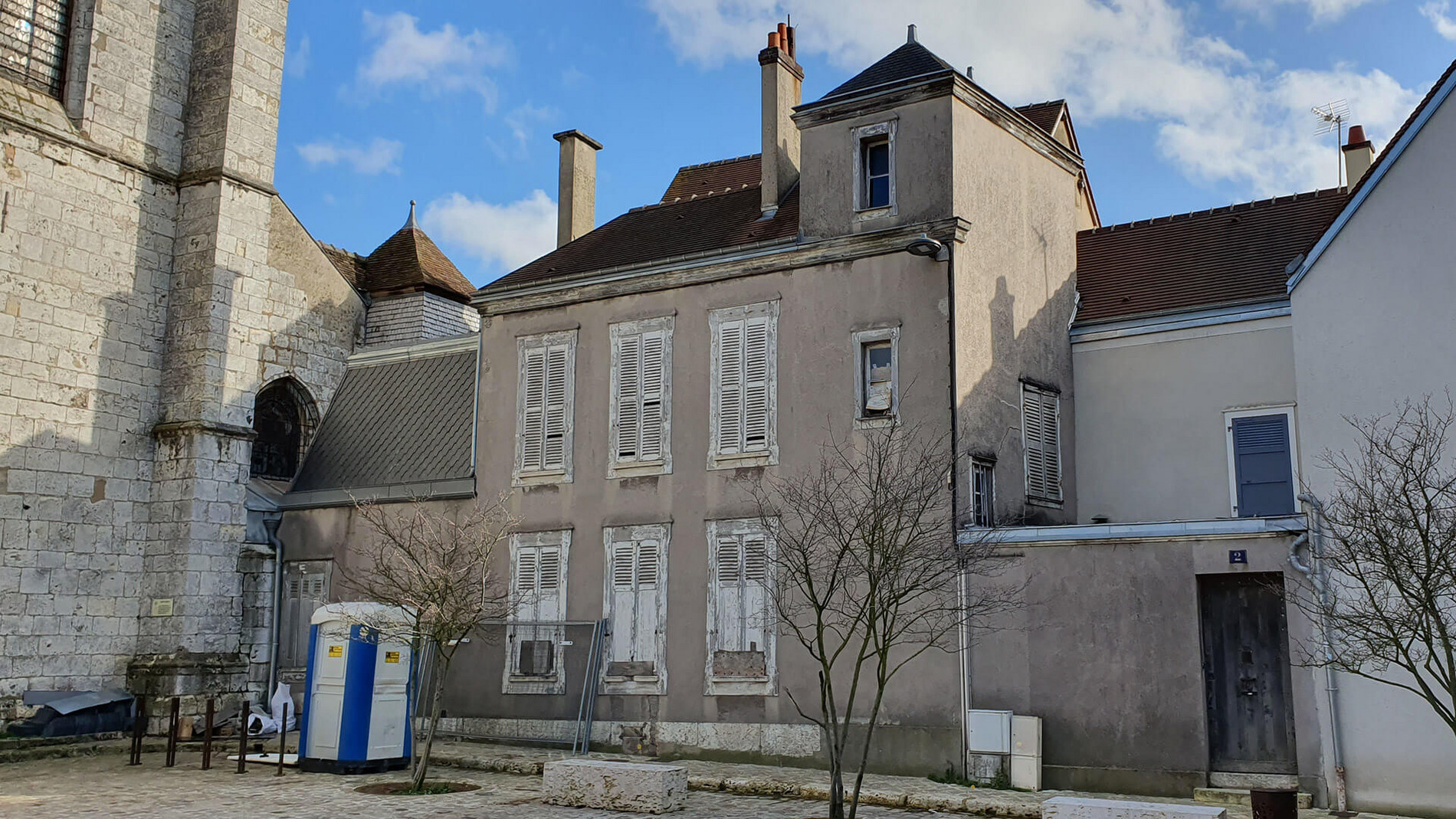 Concertation préalable à la mise en œuvre d'opérations de restauration immobilière (ORI) : 14, place de l'Étape-au-Vin – Ville de Chartres