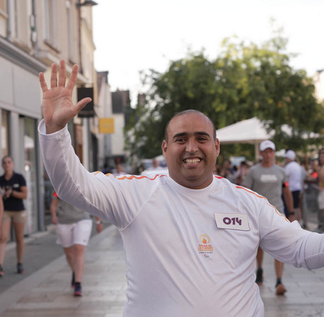 Relais de la Flamme Paralympique pour les JO de Paris 2024 à Chartres