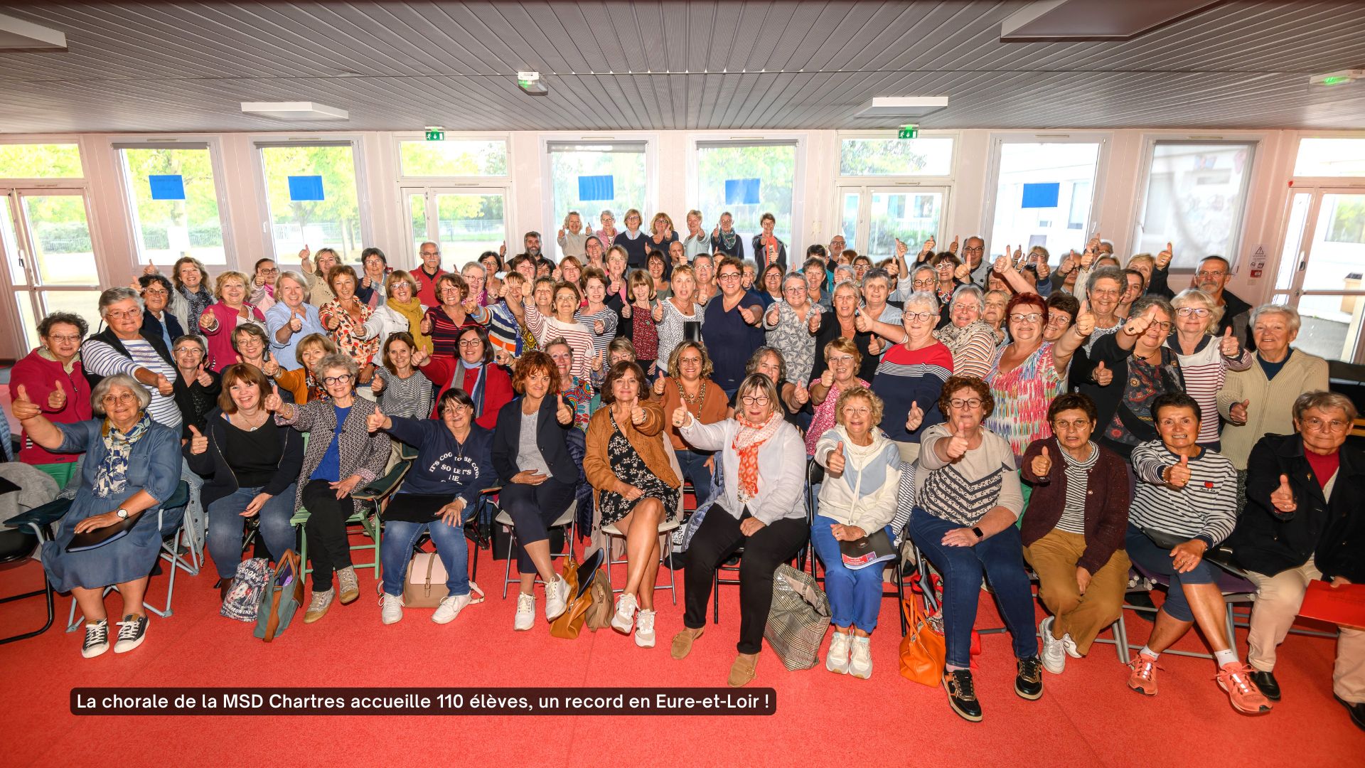 Les chanteurs de la chorale MSD Madeleine Sports et Détente posent en groupe